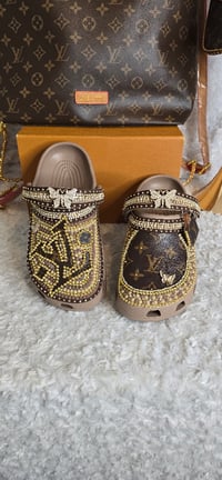 Image 2 of Classic Brown LuV Set