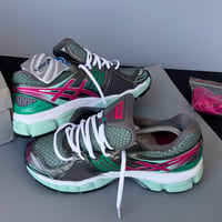 Image 5 of Asics Gel Nimbus 15 Running 2 sizes available 