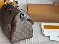 Image 15 of Speedy B With Tassles 