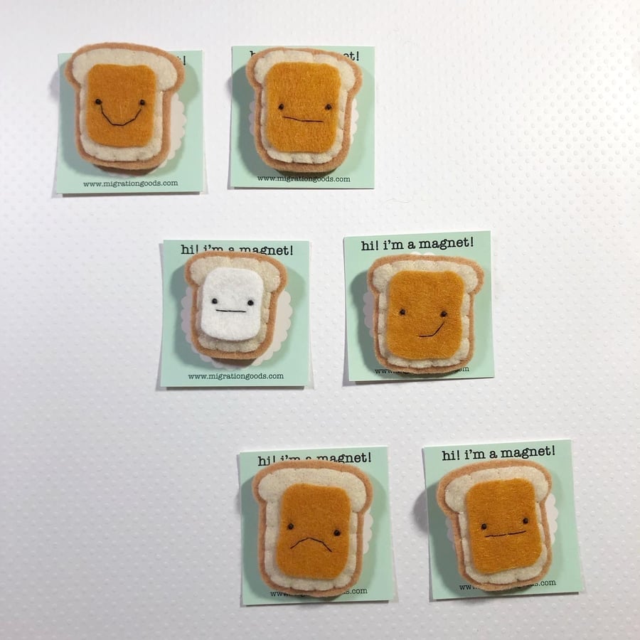 Image of fluffernutter toast magnets