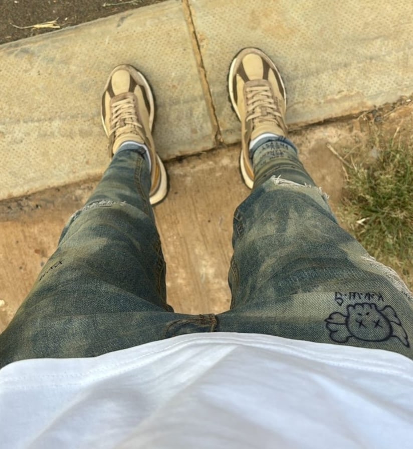 Image of COFFEE DIPPED (DISTRESSED) CUSTOM SKINNY JEANS SS22/23