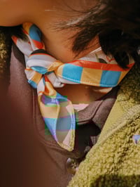 Image 2 of Uma série de cores - lenço