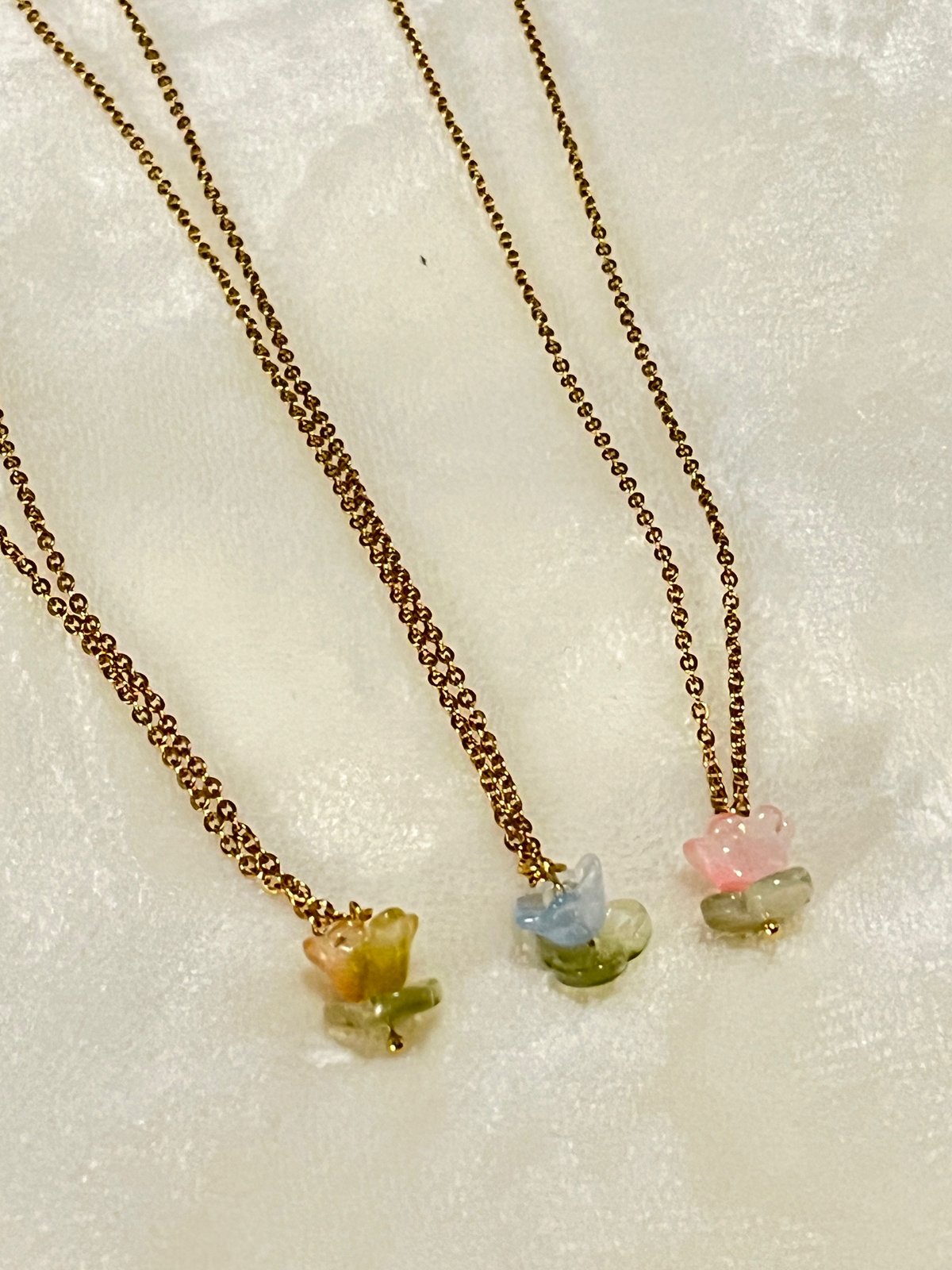 Image of Water Lily Necklace 