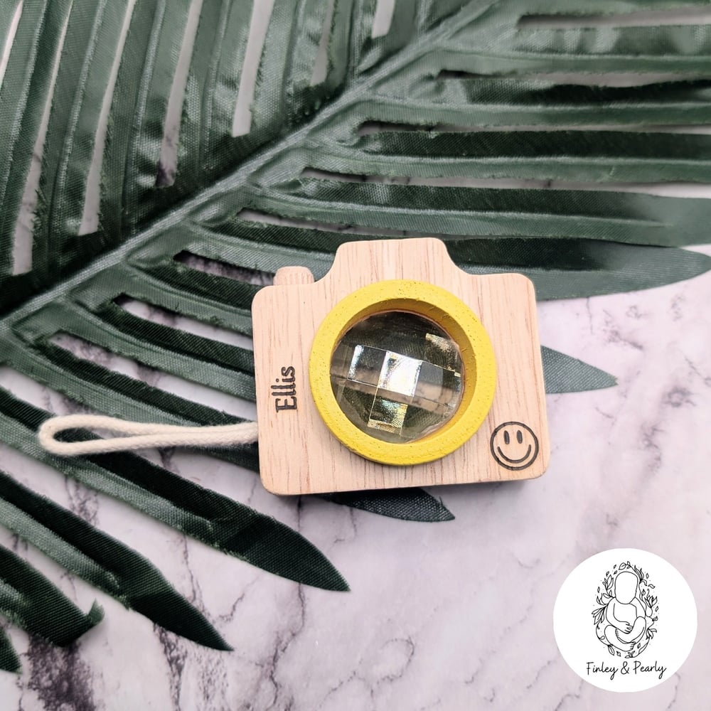 TOY: Personalised Wooden Mini Camera