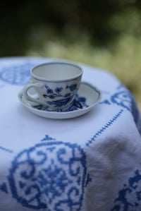 Image 1 of Espressotasse, Zwiebelmuster mit Untertasse 