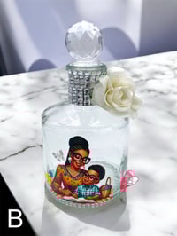 Image 3 of Mommy and Me Decor Bottles