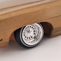 Image 4 of 1:25 14" Striker