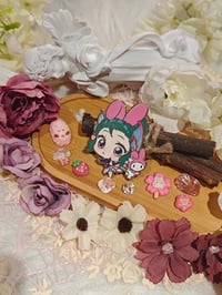 Image 2 of OW x Sanrio Chibi in hand