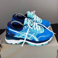 Image 1 of Asics GT-2000 v5 Running size: us8.5 uk6.5 eu40 cm25.5