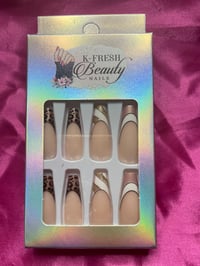 Nails - Long (Nude w/Design)