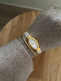 Image 2 of Vintage Authentic Genuine Pearl CROTON ladies Watch 18K gold Plated Mother Of Pearl Dial 