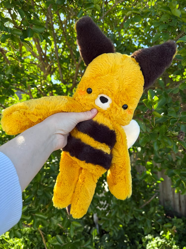 Image of Bee fox
