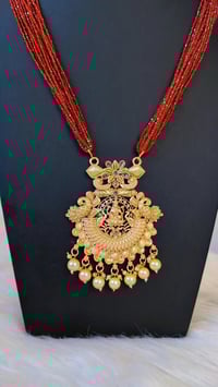Image 2 of THJ_9907-Hydrocrystral Temple Jewelry Necklace Set Featuring Goddess Laxmi