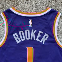 Image 6 of NIKE DRI FIT NBA PHOENIX SUNS DEVIN BOOKER ICON EDITION 2022/23 SWINGMAN JERSEY MENS SIZE LARGE NEW