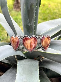 Image 6 of 3 Hearts Spiny Oyster Cuff