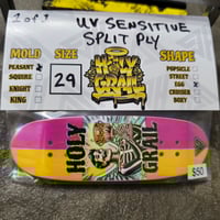 Image 1 of UV Sensitive Color Shift Split ply Real Wear Graphic 29mm Egg (Peasant Mold)