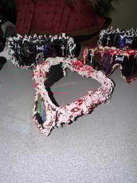 Image 3 of SNOWING BLOOD SHADES 