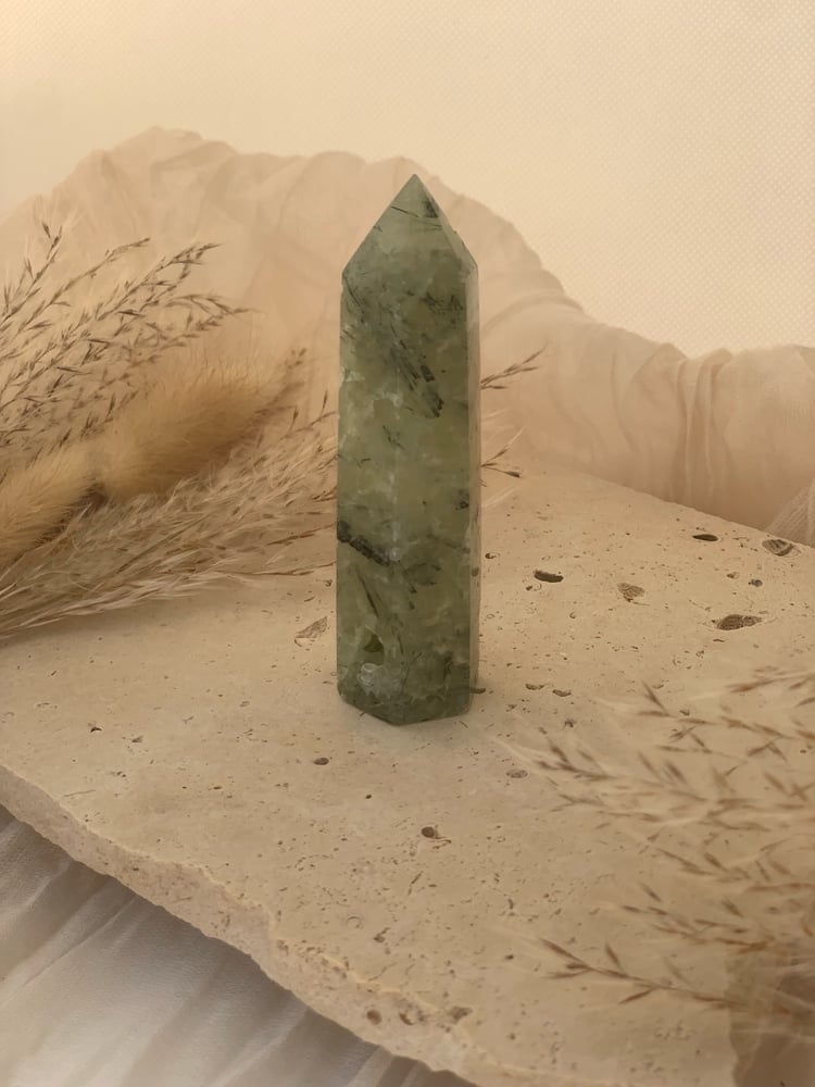 Image of Prehnite Towers sml