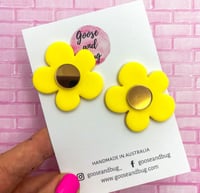 Daisy Studs - Sunshine Yellow