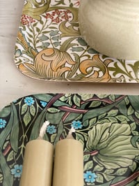 Image 8 of Plateau William Morris