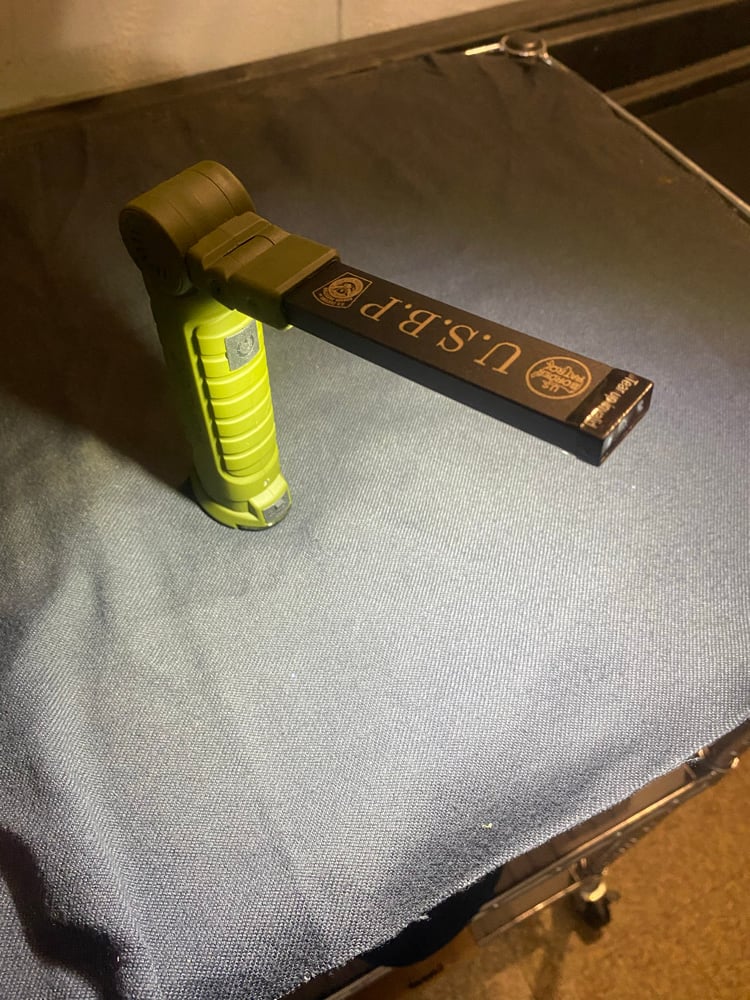 Image of Magnetic console lamp