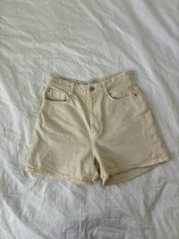 Image 1 of Zara mom shorts // 36