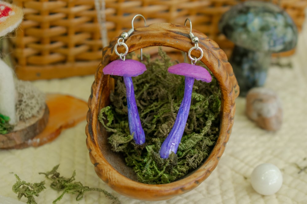 Image of Amethyst Deceiver  Mushroom Earrings 