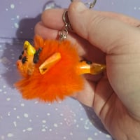 Image 2 of Fluffennutter keychain orange