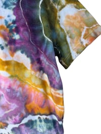 Image 8 of ♻️ UPCYCLED L Ladies Fit Crewneck Tee in Geode Ice Dye