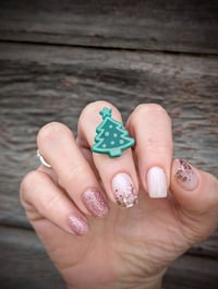 Image 2 of Cutesy Holiday