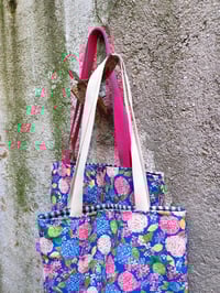 Image 4 of Tote sencilla HORTENSIAS azul
