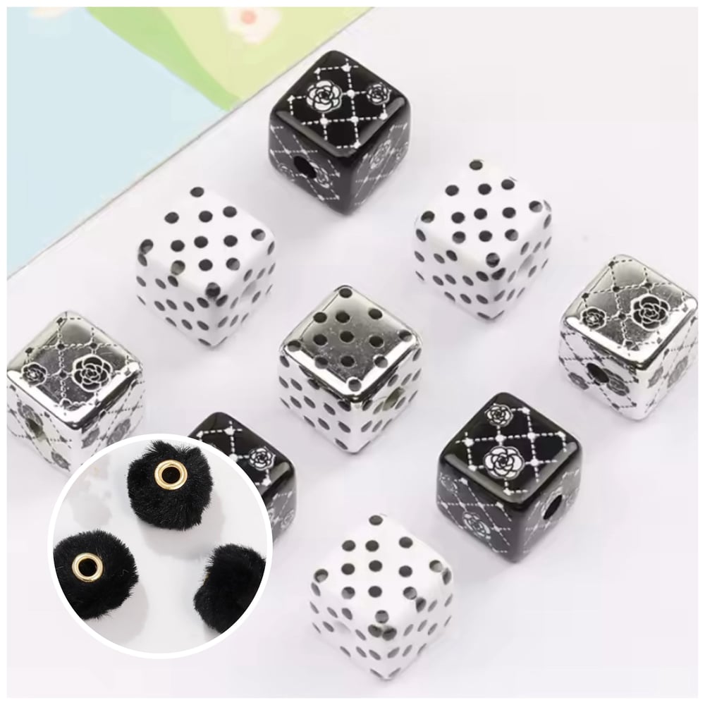 Image of Flower Cube Bead 