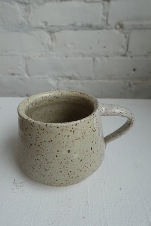 Sam Hewitt / Mug 1D	