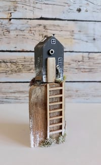 Image 4 of Clifftop Cabin 