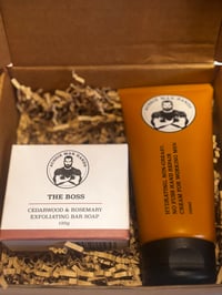 Image 2 of Aussie man  Hands skin care