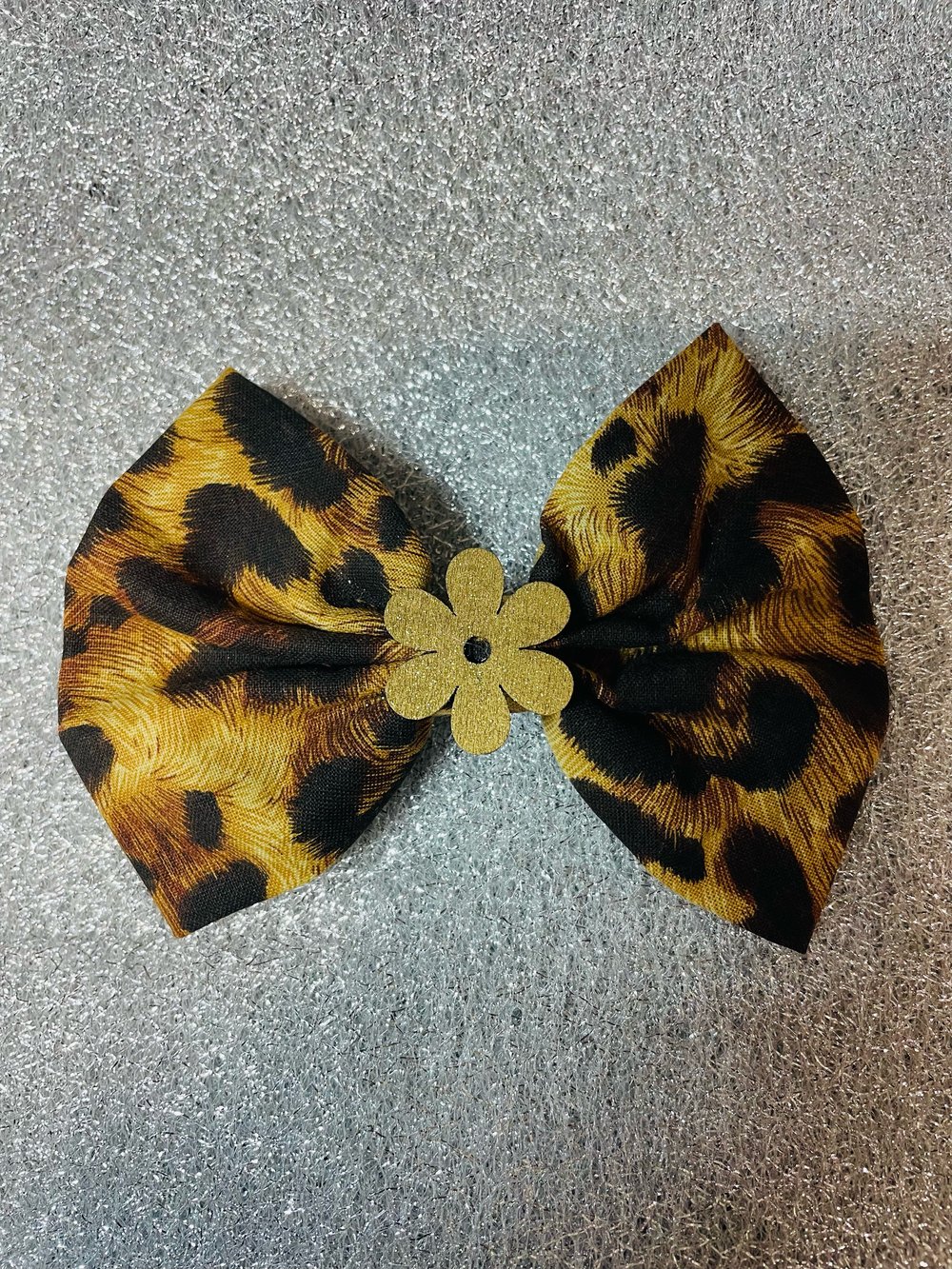 Leopard 🐆 flower power 