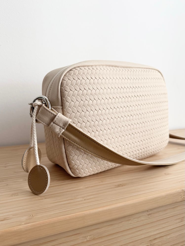 Image of Box Bag Beige