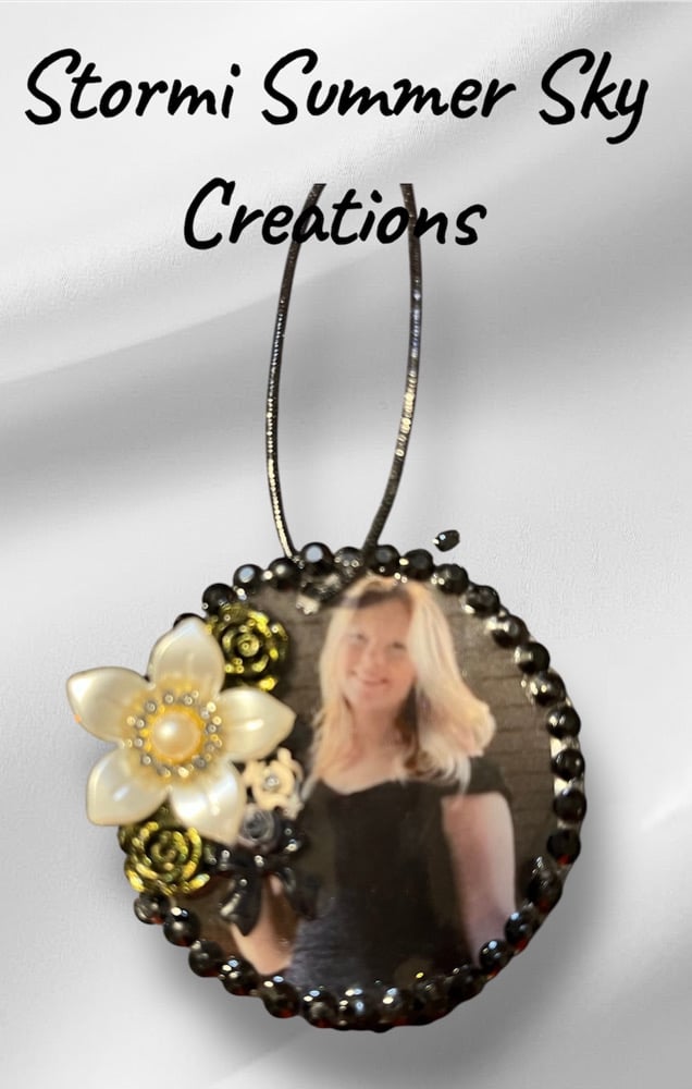 Image of Personalized Ornaments 