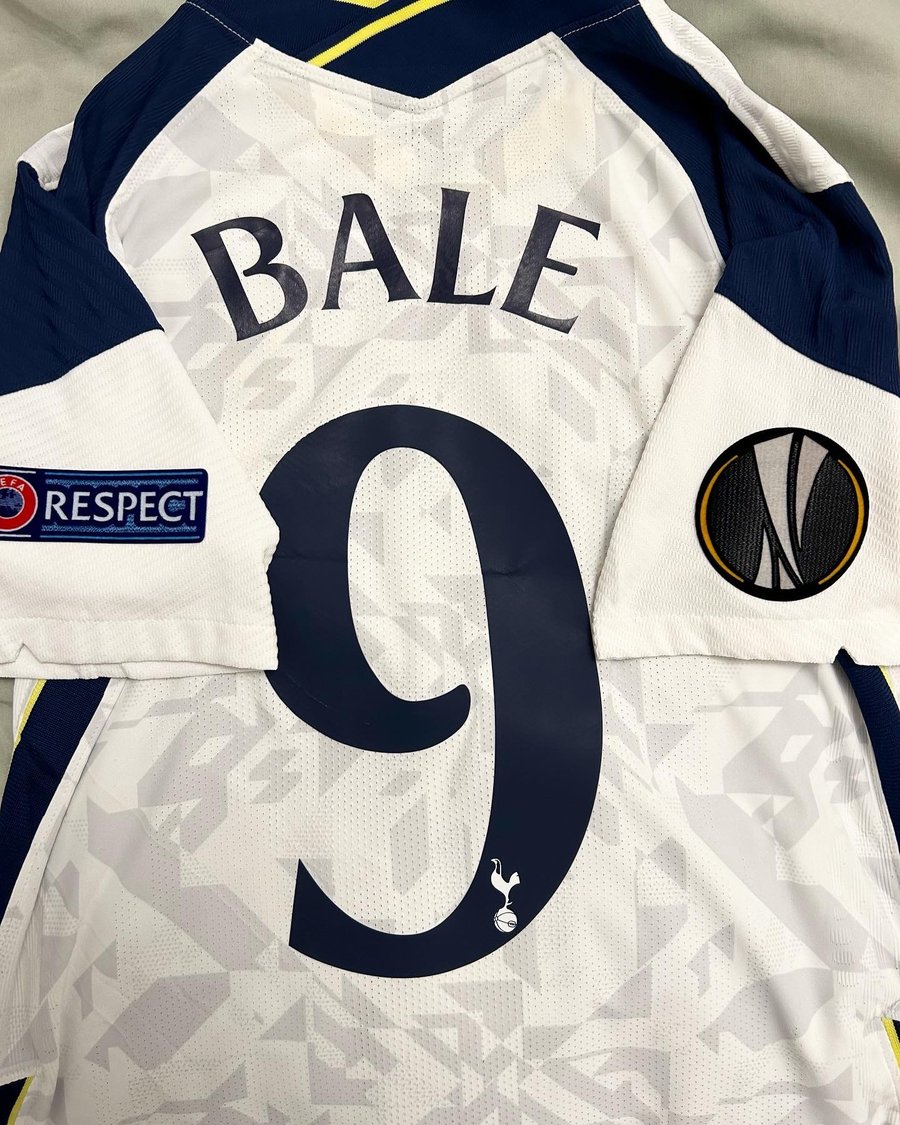Image of Vaporknit Tottenham “BALE 9” 2020/21 Home Shirt + UEL patches (S)