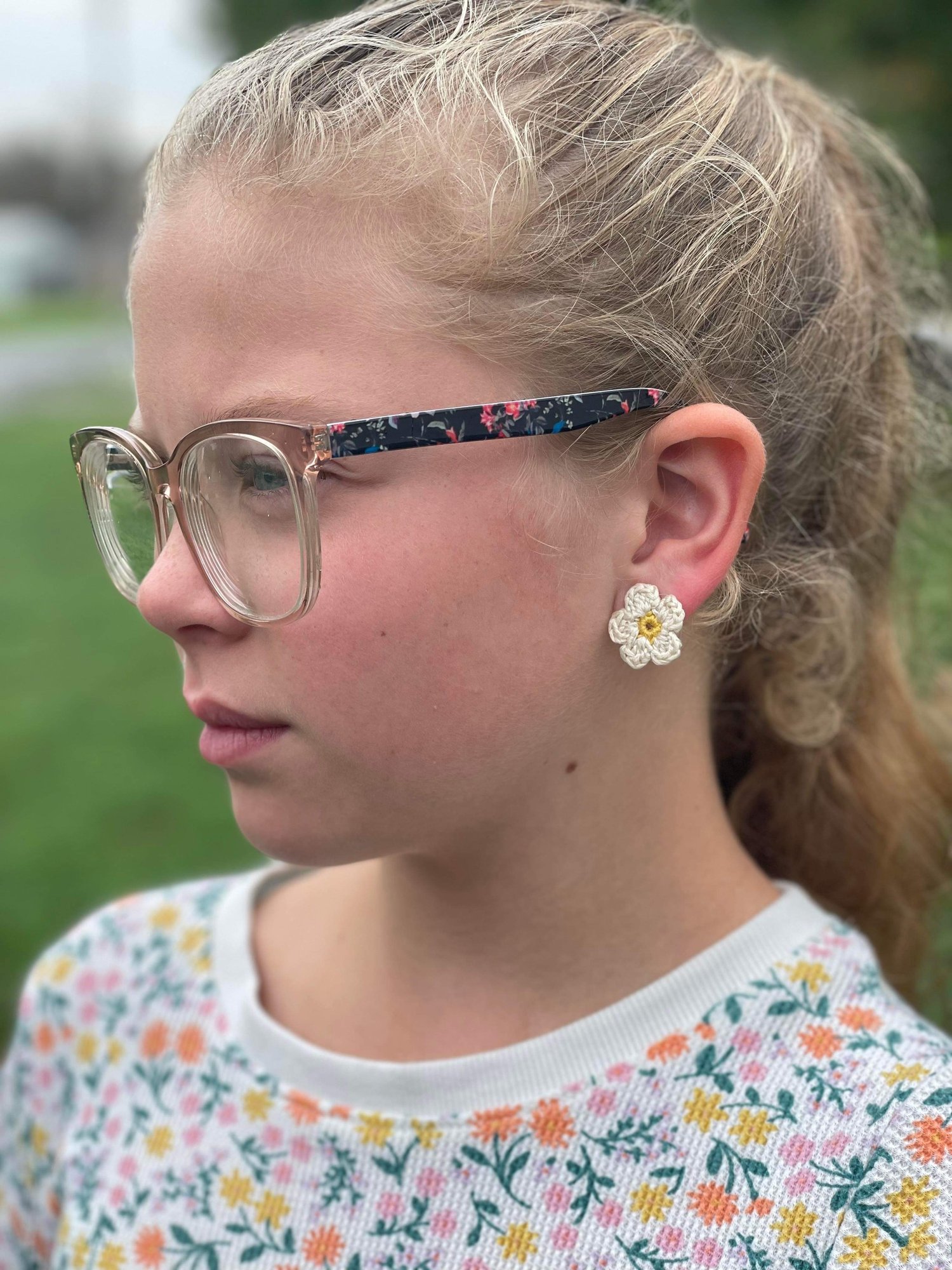 Image of Mini Daisy Stud Earrings