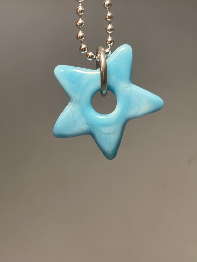 Image of bubblegum blue star