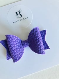 Image 1 of Violet bow 