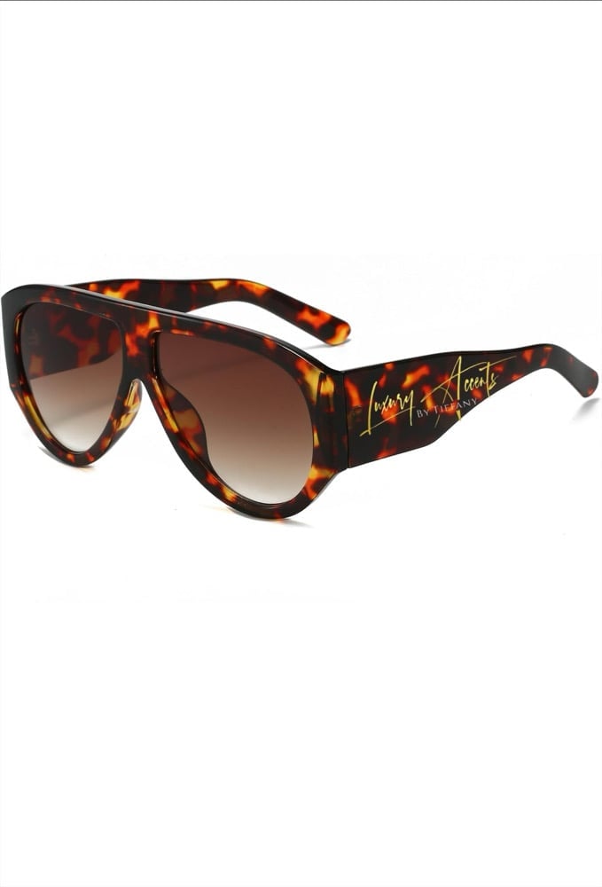Image of “SIGNATURE” full tortoise frame (brown tint) 