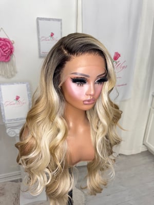 Image of Avah luxury (ready to ship) 