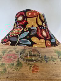 Kylie Jane Sunhat-folk floral 