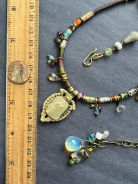 Image 5 of Waziri Opal necklace (4)