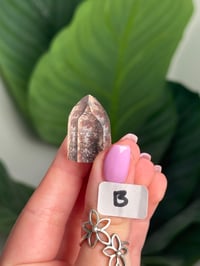 Image 2 of MINI INCLUSION QUARTZ TOWERS -BRAZIL-