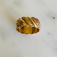 Image 2 of VICTORIAN ROSE GOLD BAND