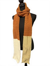 Image 2 of Crochet pumpkin pie scarf