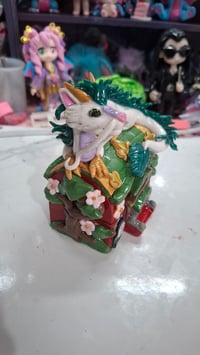 Image 5 of Haku trinketbox includes dice